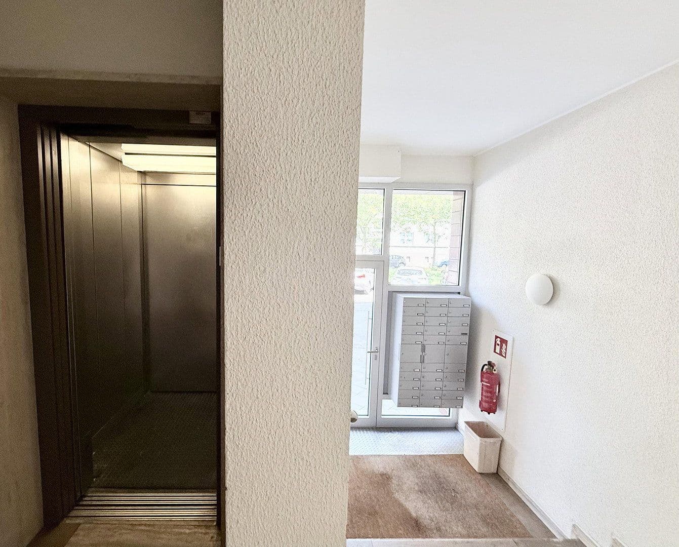 Predaj bytu 2-izbový 38 m², Golzheimer Straße 129, Düsseldorf, Severné Porýnie - Westfálsko Predaj bytu 2-izbový 38 m², Golzheimer Straße 129, Düsseldorf, Severné Porýnie - Westfálsko