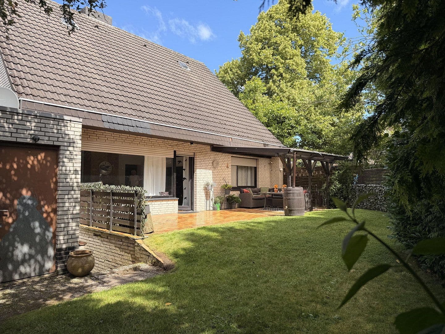 Predaj domu 145 m², pozemok 532 m², Sonsbeck, Severné Porýnie - Westfálsko Predaj domu 145 m², pozemok 532 m², Sonsbeck, Severné Porýnie - Westfálsko