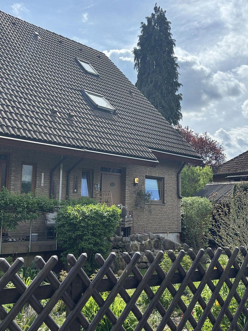 Predaj domu 115 m², pozemok 310 m², Liebenstraße 48, Berlin, Berlín Predaj domu 115 m², pozemok 310 m², Liebenstraße 48, Berlin, Berlín