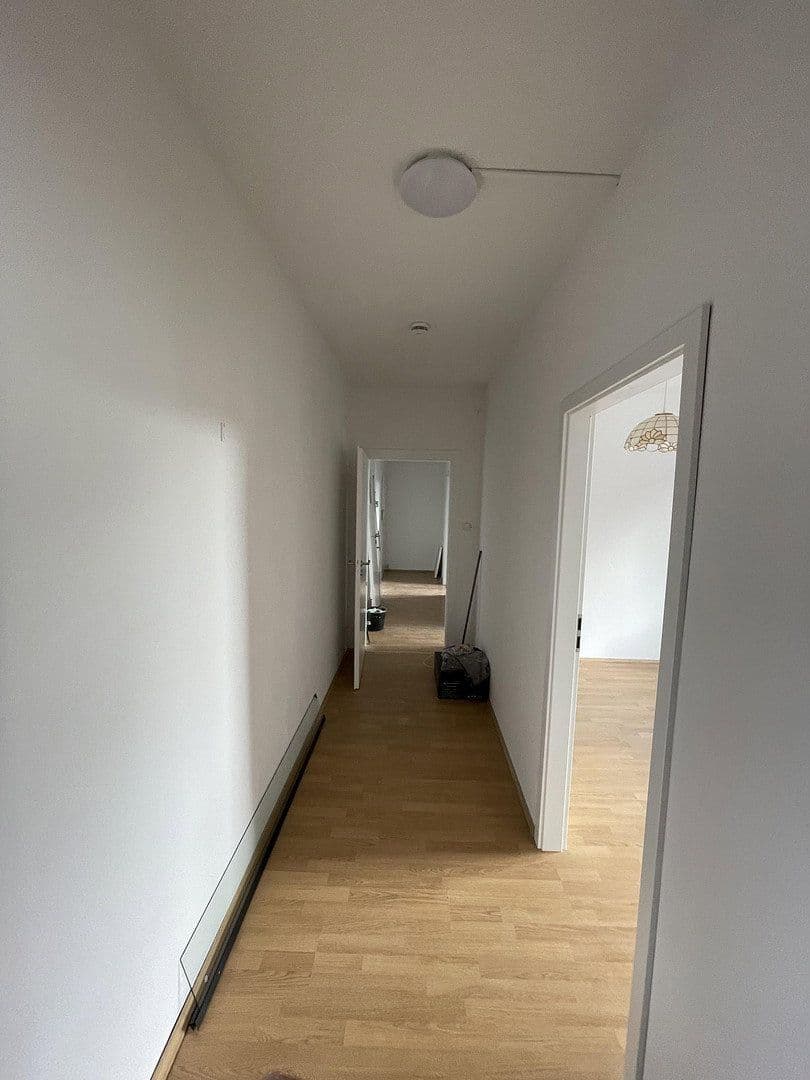 Prenájom bytu 3-izbový 68 m², Kniestraße 37, Hannover, Dolné Sasko Prenájom bytu 3-izbový 68 m², Kniestraße 37, Hannover, Dolné Sasko