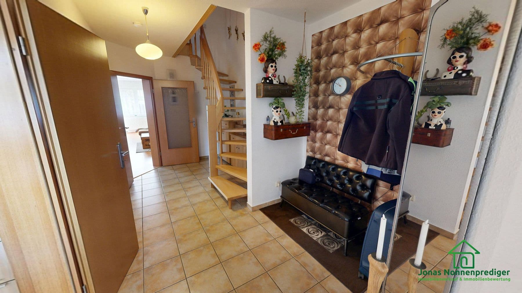 Predaj domu 123 m², pozemok 294 m², Barther Straße 73b, Schwerin, Meklenbursko-Predpomoransko Predaj domu 123 m², pozemok 294 m², Barther Straße 73b, Schwerin, Meklenbursko-Predpomoransko