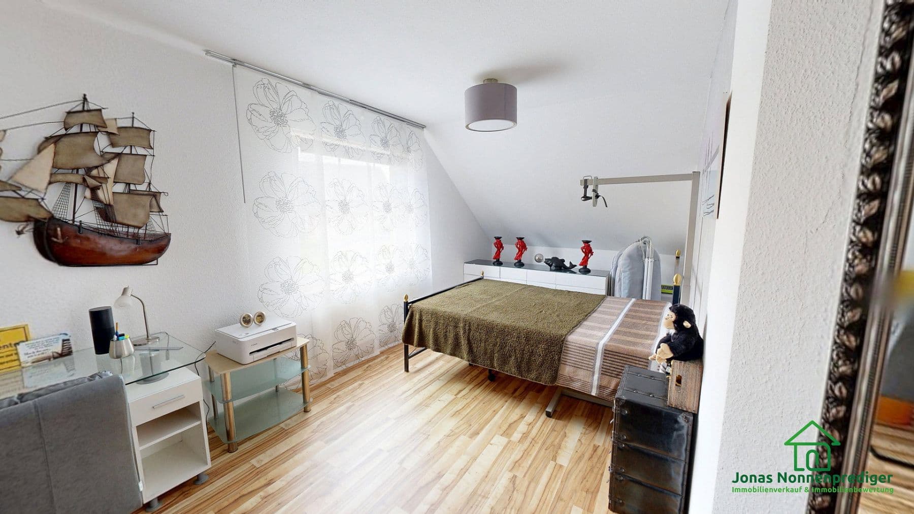 Predaj domu 123 m², pozemok 294 m², Barther Straße 73b, Schwerin, Meklenbursko-Predpomoransko Predaj domu 123 m², pozemok 294 m², Barther Straße 73b, Schwerin, Meklenbursko-Predpomoransko