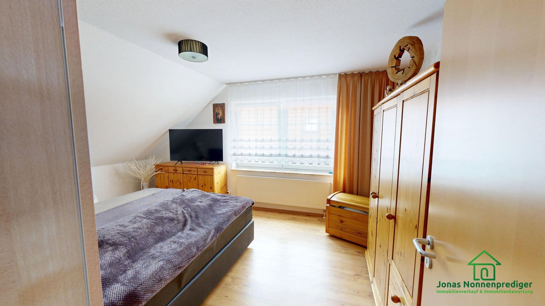 Predaj domu 123 m², pozemok 294 m², Barther Straße 73b, Schwerin, Meklenbursko-Predpomoransko Predaj domu 123 m², pozemok 294 m², Barther Straße 73b, Schwerin, Meklenbursko-Predpomoransko