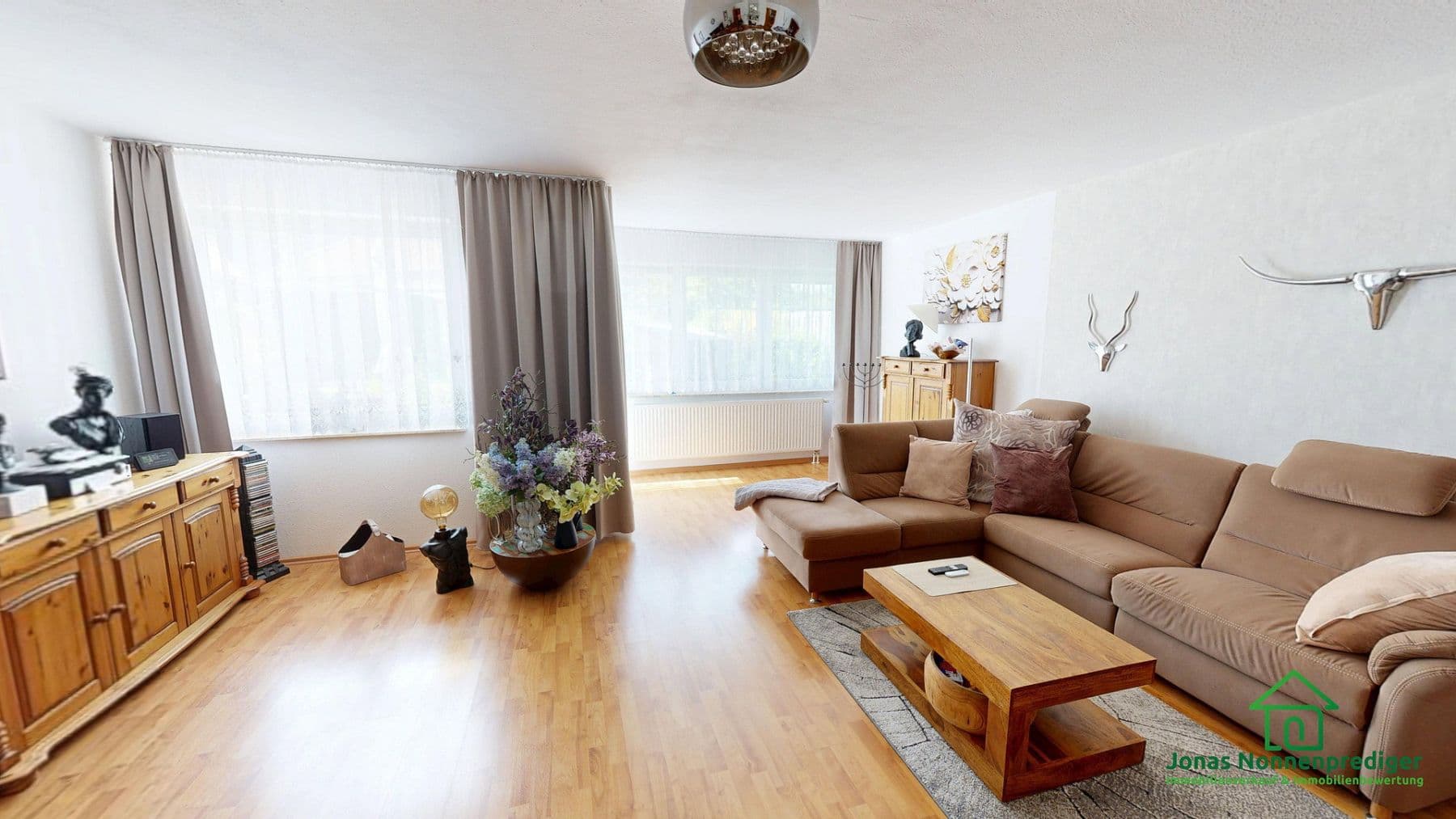 Predaj domu 123 m², pozemok 294 m², Barther Straße 73b, Schwerin, Meklenbursko-Predpomoransko Predaj domu 123 m², pozemok 294 m², Barther Straße 73b, Schwerin, Meklenbursko-Predpomoransko