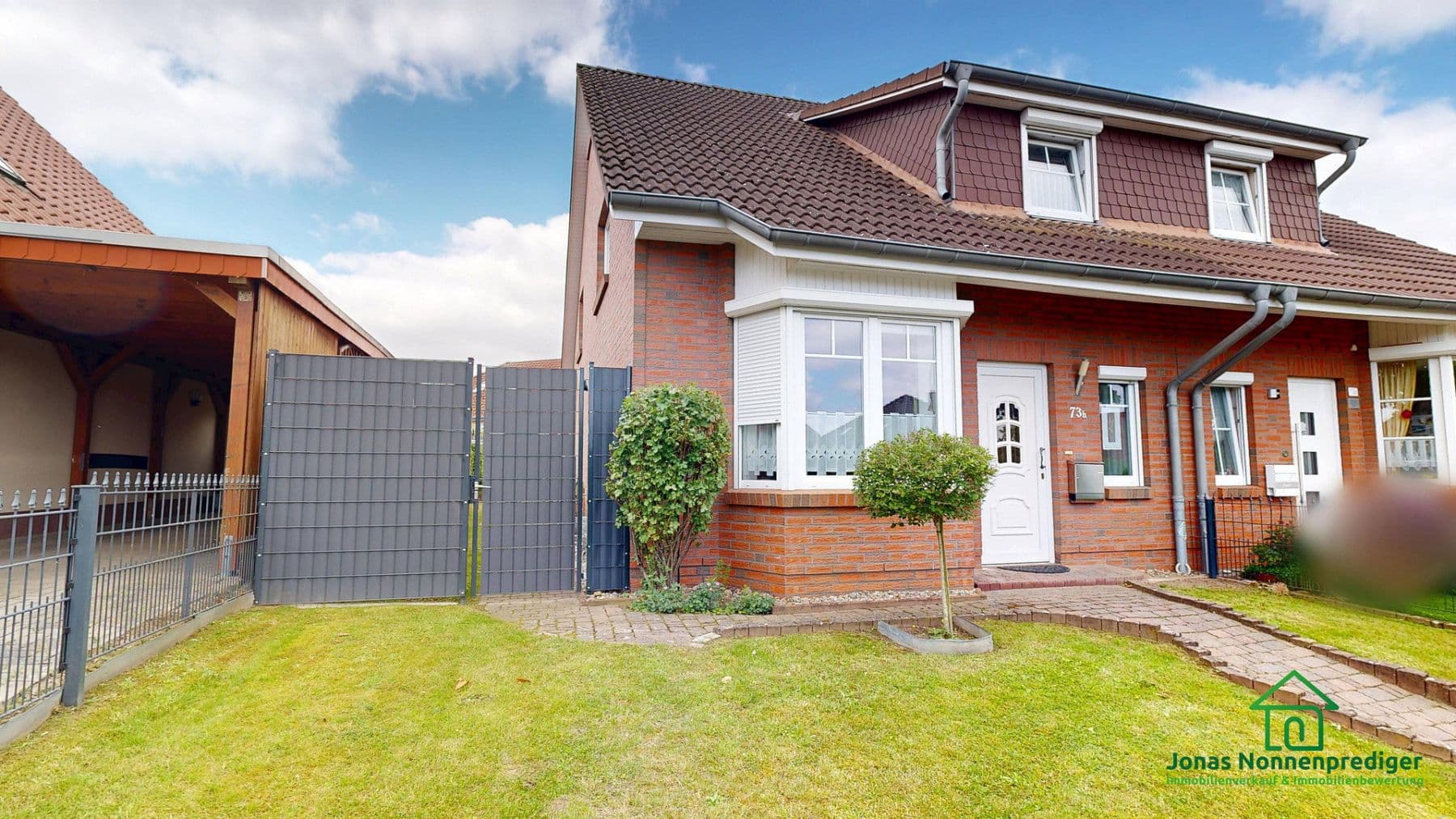 Predaj domu 123 m², pozemok 294 m², Barther Straße 73b, Schwerin, Meklenbursko-Predpomoransko Predaj domu 123 m², pozemok 294 m², Barther Straße 73b, Schwerin, Meklenbursko-Predpomoransko