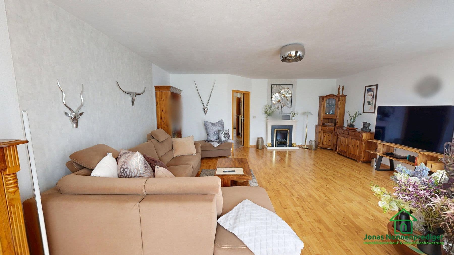 Predaj domu 123 m², pozemok 294 m², Barther Straße 73b, Schwerin, Meklenbursko-Predpomoransko Predaj domu 123 m², pozemok 294 m², Barther Straße 73b, Schwerin, Meklenbursko-Predpomoransko