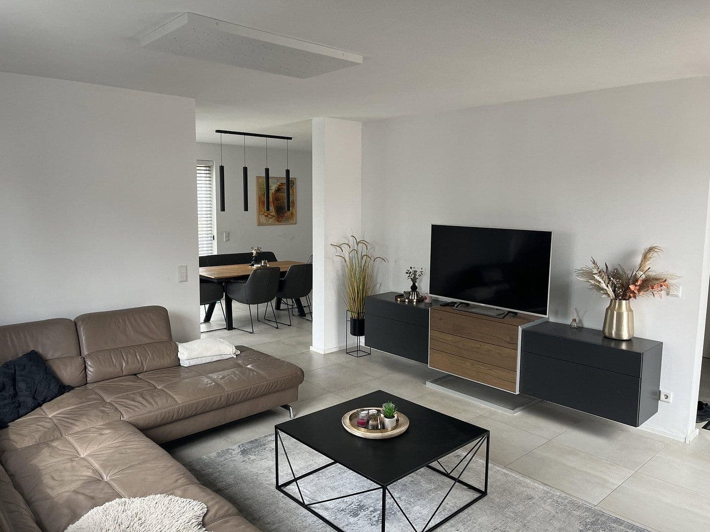 Predaj domu 135 m², pozemok 390 m², Ernst-Kunz Straße 96, Ludwigshafen am Rhein, Porýnie-Falcko Predaj domu 135 m², pozemok 390 m², Ernst-Kunz Straße 96, Ludwigshafen am Rhein, Porýnie-Falcko