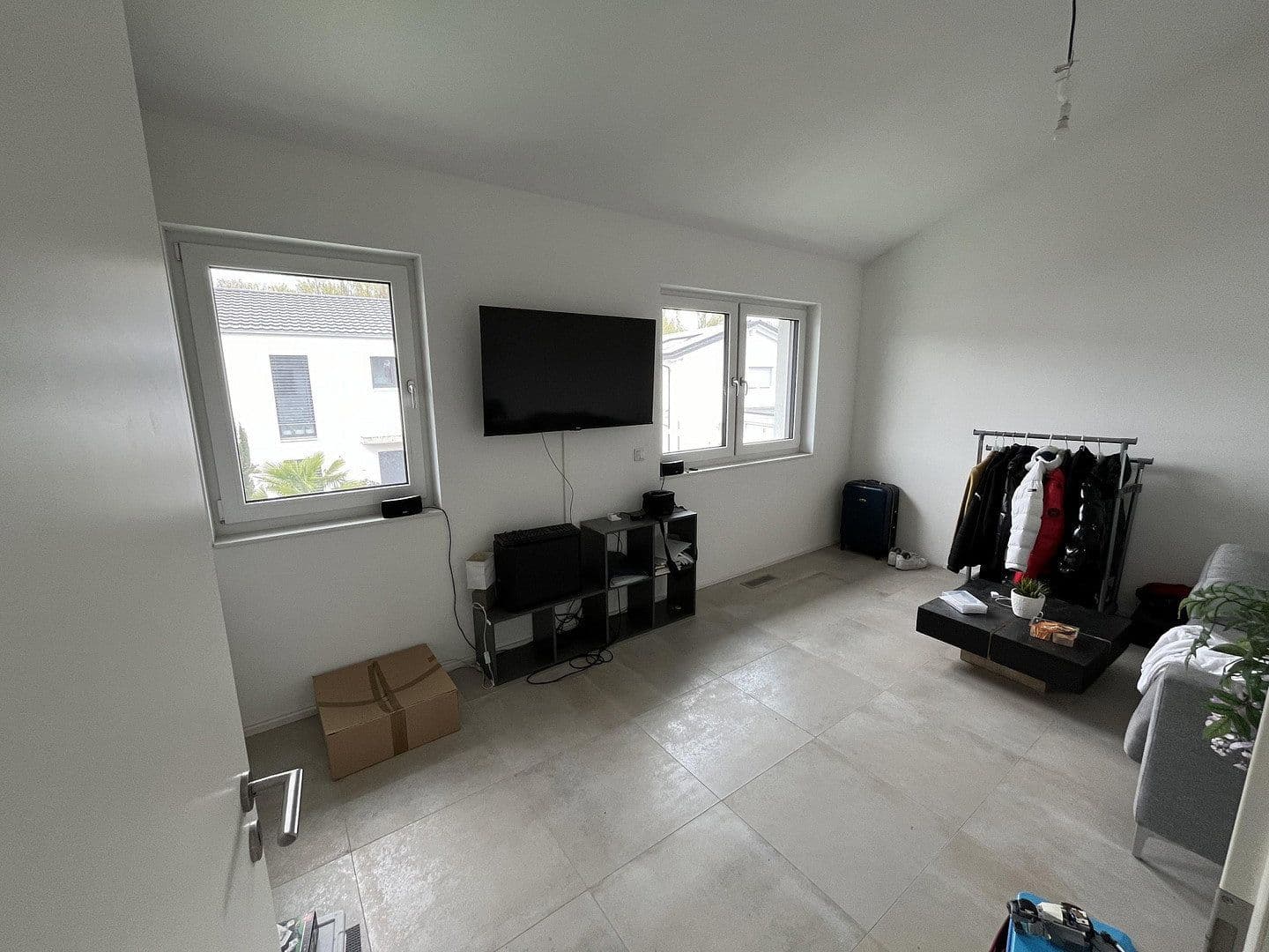Predaj domu 135 m², pozemok 390 m², Ernst-Kunz Straße 96, Ludwigshafen am Rhein, Porýnie-Falcko Predaj domu 135 m², pozemok 390 m², Ernst-Kunz Straße 96, Ludwigshafen am Rhein, Porýnie-Falcko