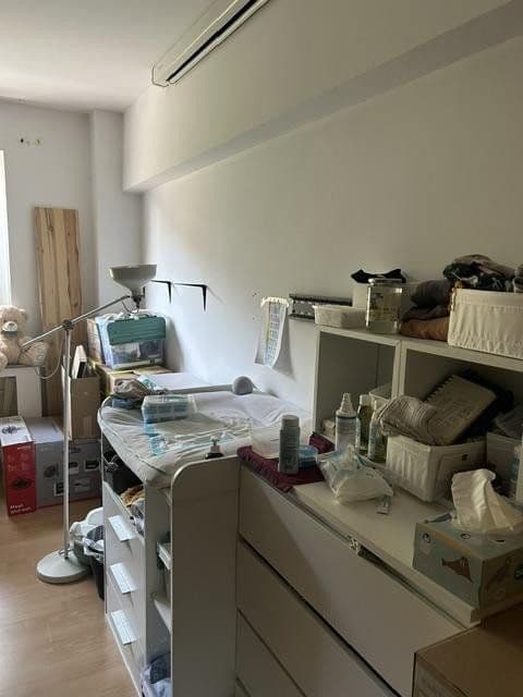 Prenájom bytu 3-izbový 90 m², Herzogstrasse 79, Düsseldorf, Severné Porýnie - Westfálsko Prenájom bytu 3-izbový 90 m², Herzogstrasse 79, Düsseldorf, Severné Porýnie - Westfálsko