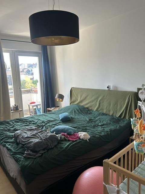 Prenájom bytu 3-izbový 90 m², Herzogstrasse 79, Düsseldorf, Severné Porýnie - Westfálsko Prenájom bytu 3-izbový 90 m², Herzogstrasse 79, Düsseldorf, Severné Porýnie - Westfálsko