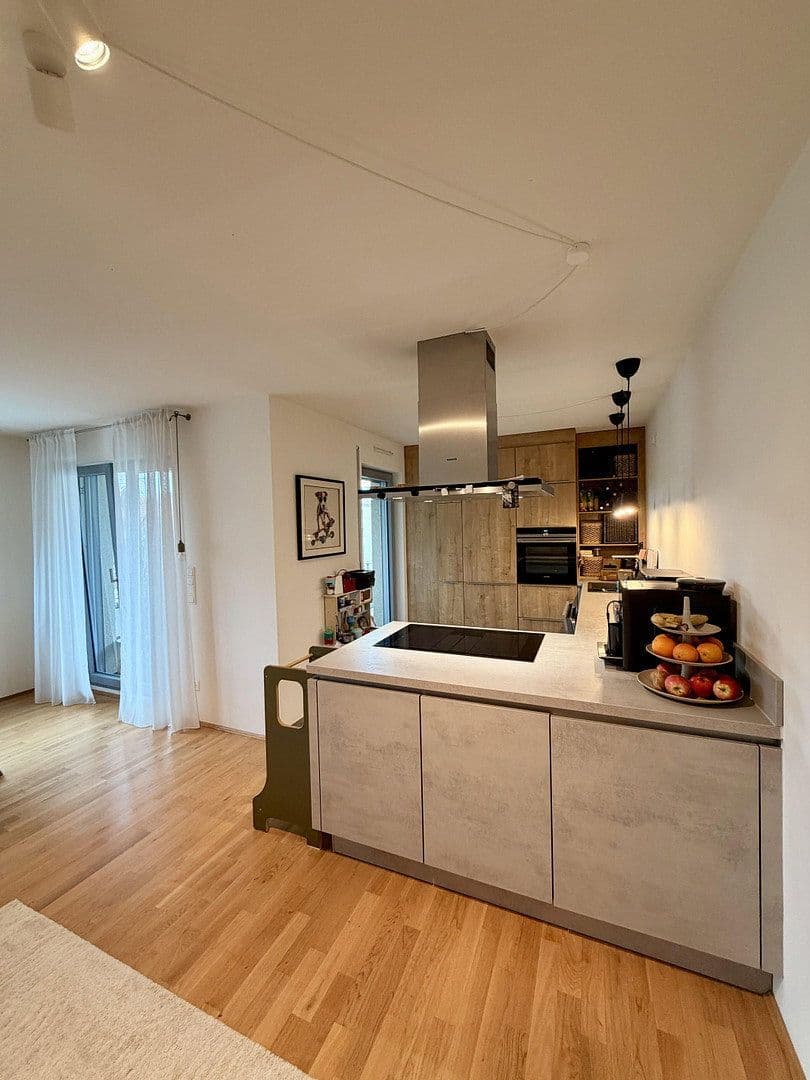 Prenájom bytu 4-izbový 102 m², Herrnstr 33, Fürth, Bavorsko Prenájom bytu 4-izbový 102 m², Herrnstr 33, Fürth, Bavorsko