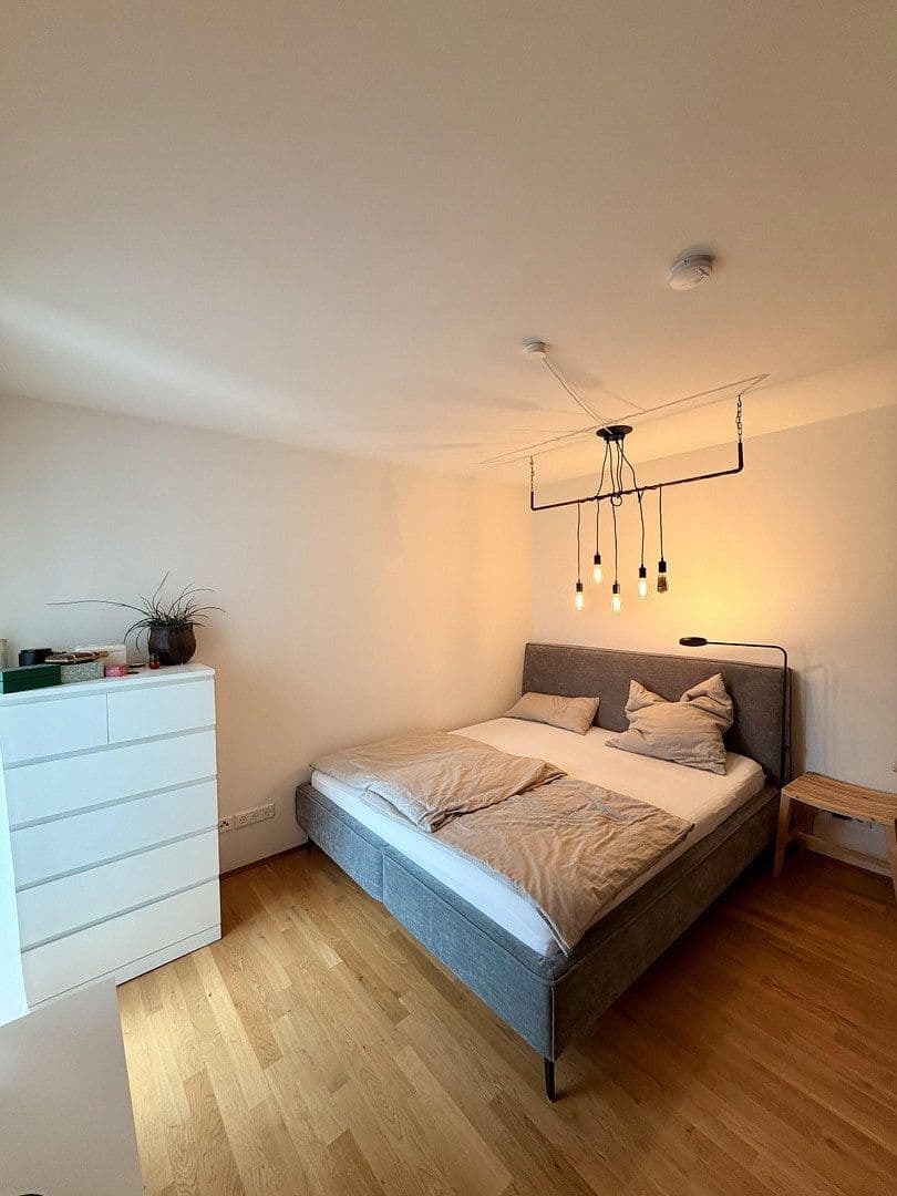 Prenájom bytu 4-izbový 102 m², Herrnstr 33, Fürth, Bavorsko Prenájom bytu 4-izbový 102 m², Herrnstr 33, Fürth, Bavorsko