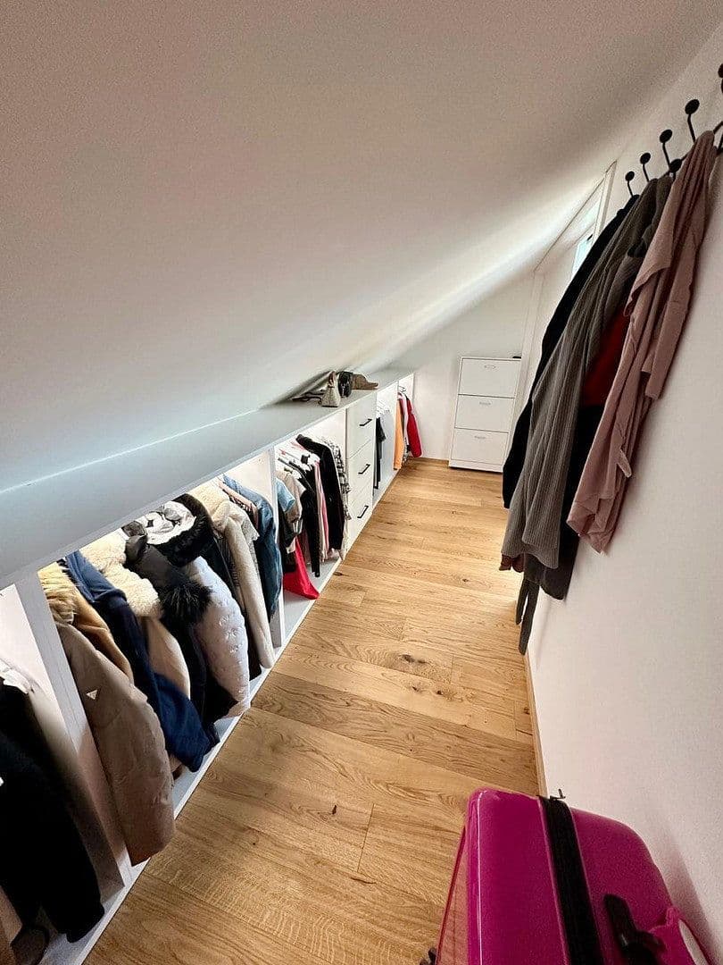 Predaj domu 116 m², pozemok 180 m², Saalhaupter Straße 26, Teugn, Bavorsko Predaj domu 116 m², pozemok 180 m², Saalhaupter Straße 26, Teugn, Bavorsko