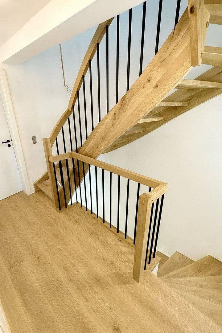 Predaj domu 116 m², pozemok 180 m², Saalhaupter Straße 26, Teugn, Bavorsko Predaj domu 116 m², pozemok 180 m², Saalhaupter Straße 26, Teugn, Bavorsko