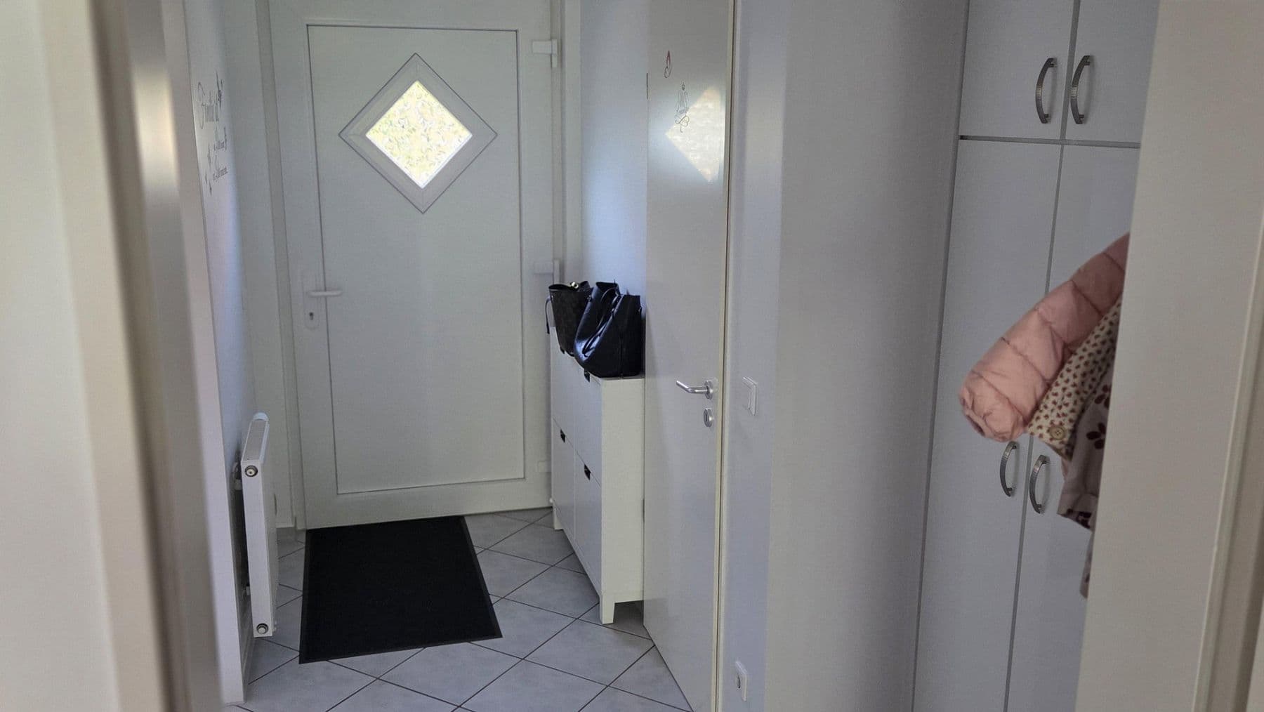 Predaj domu 120 m², pozemok 184 m², Barsbüttel, Šlezvicko-Holštajnsko Predaj domu 120 m², pozemok 184 m², Barsbüttel, Šlezvicko-Holštajnsko