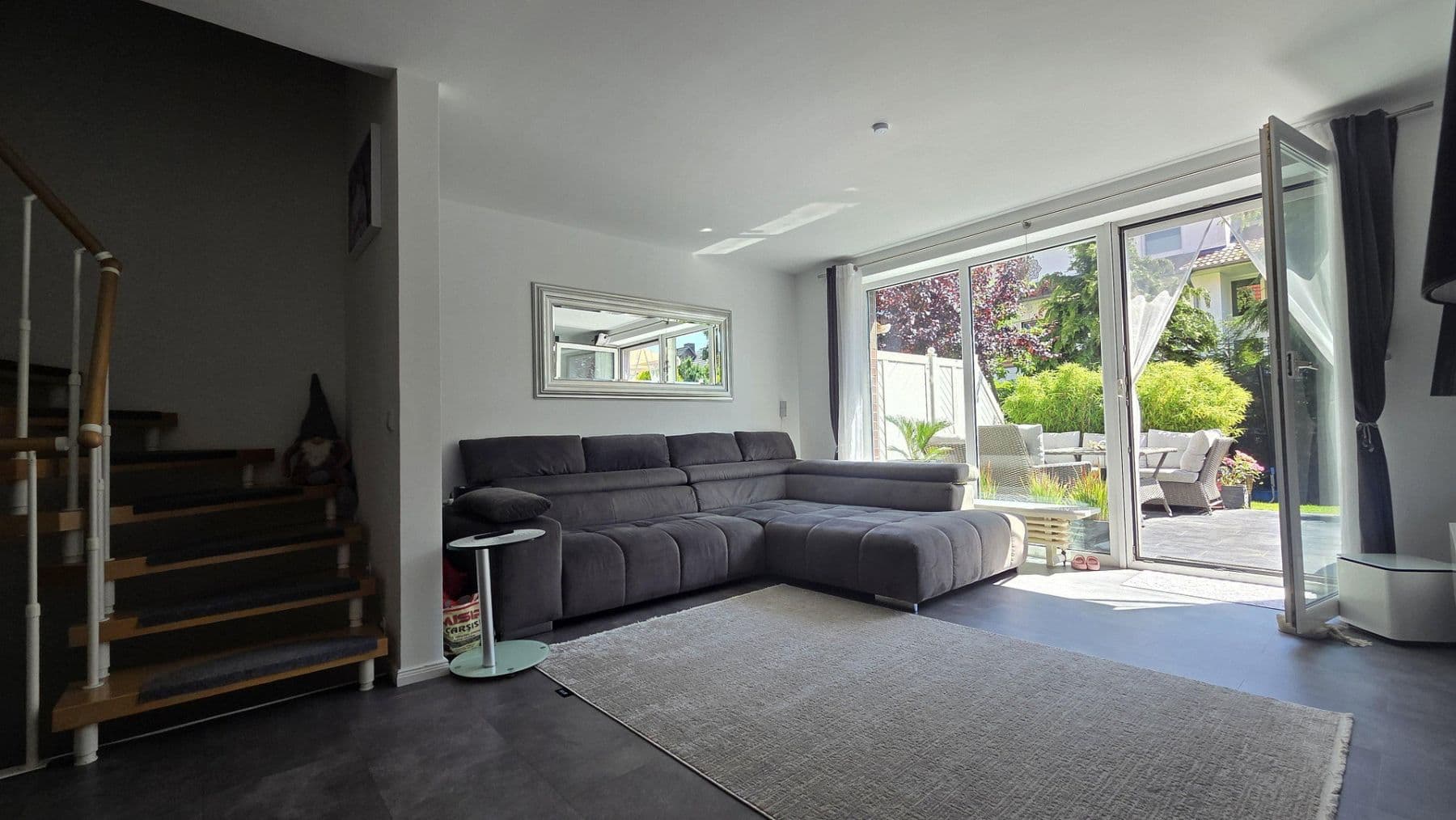 Predaj domu 120 m², pozemok 184 m², Barsbüttel, Šlezvicko-Holštajnsko Predaj domu 120 m², pozemok 184 m², Barsbüttel, Šlezvicko-Holštajnsko