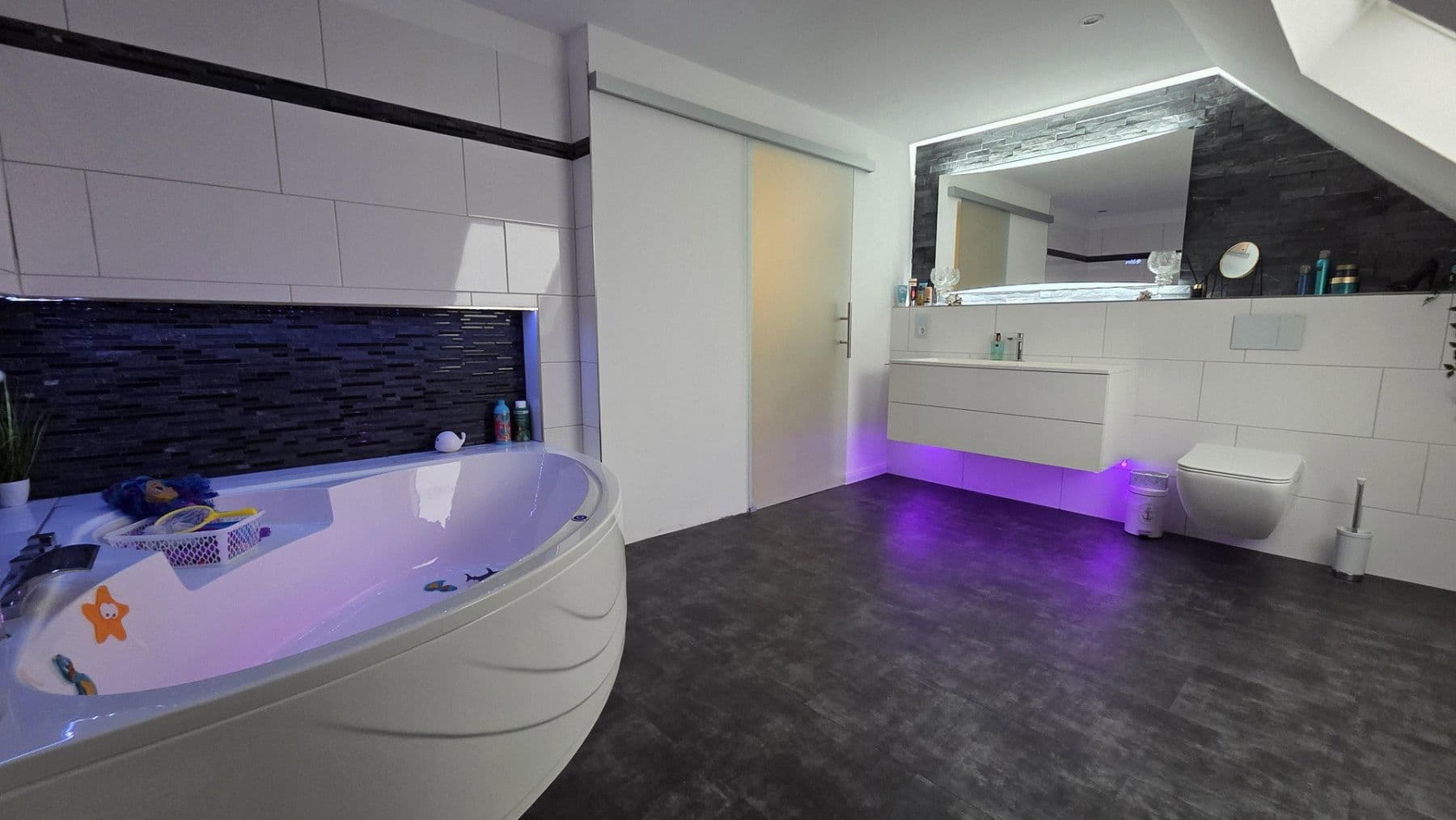 Predaj domu 120 m², pozemok 184 m², Barsbüttel, Šlezvicko-Holštajnsko Predaj domu 120 m², pozemok 184 m², Barsbüttel, Šlezvicko-Holštajnsko