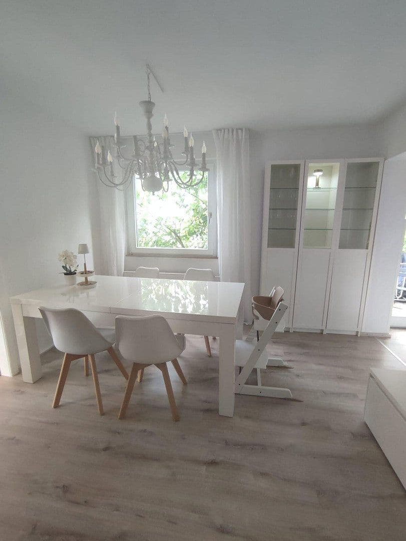 Prenájom domu 105 m², pozemok 300 m², Gartenstr. 63, Bensheim, Hesensko Prenájom domu 105 m², pozemok 300 m², Gartenstr. 63, Bensheim, Hesensko