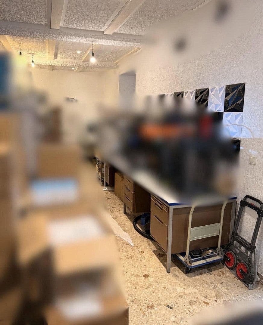 Prenájom nebytového priestoru 85 m², Untere Vorstadt 26, Tuttlingen, Bádensko-Wurttembersko Prenájom nebytového priestoru 85 m², Untere Vorstadt 26, Tuttlingen, Bádensko-Wurttembersko