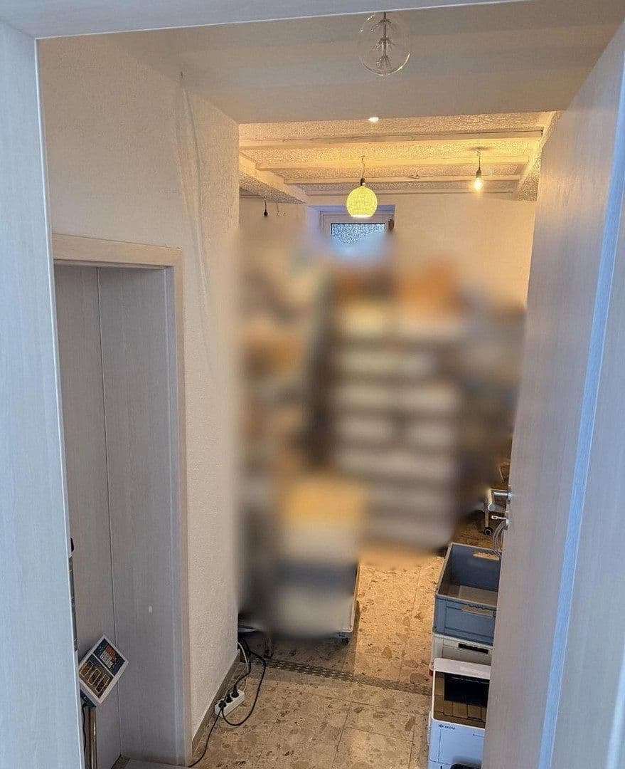 Prenájom nebytového priestoru 85 m², Untere Vorstadt 26, Tuttlingen, Bádensko-Wurttembersko Prenájom nebytového priestoru 85 m², Untere Vorstadt 26, Tuttlingen, Bádensko-Wurttembersko