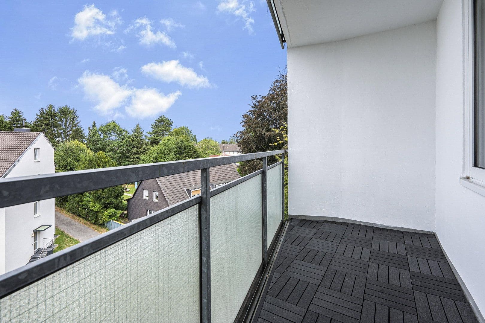 Predaj bytu 3-izbový 71 m², Mettmann, Severné Porýnie - Westfálsko Predaj bytu 3-izbový 71 m², Mettmann, Severné Porýnie - Westfálsko