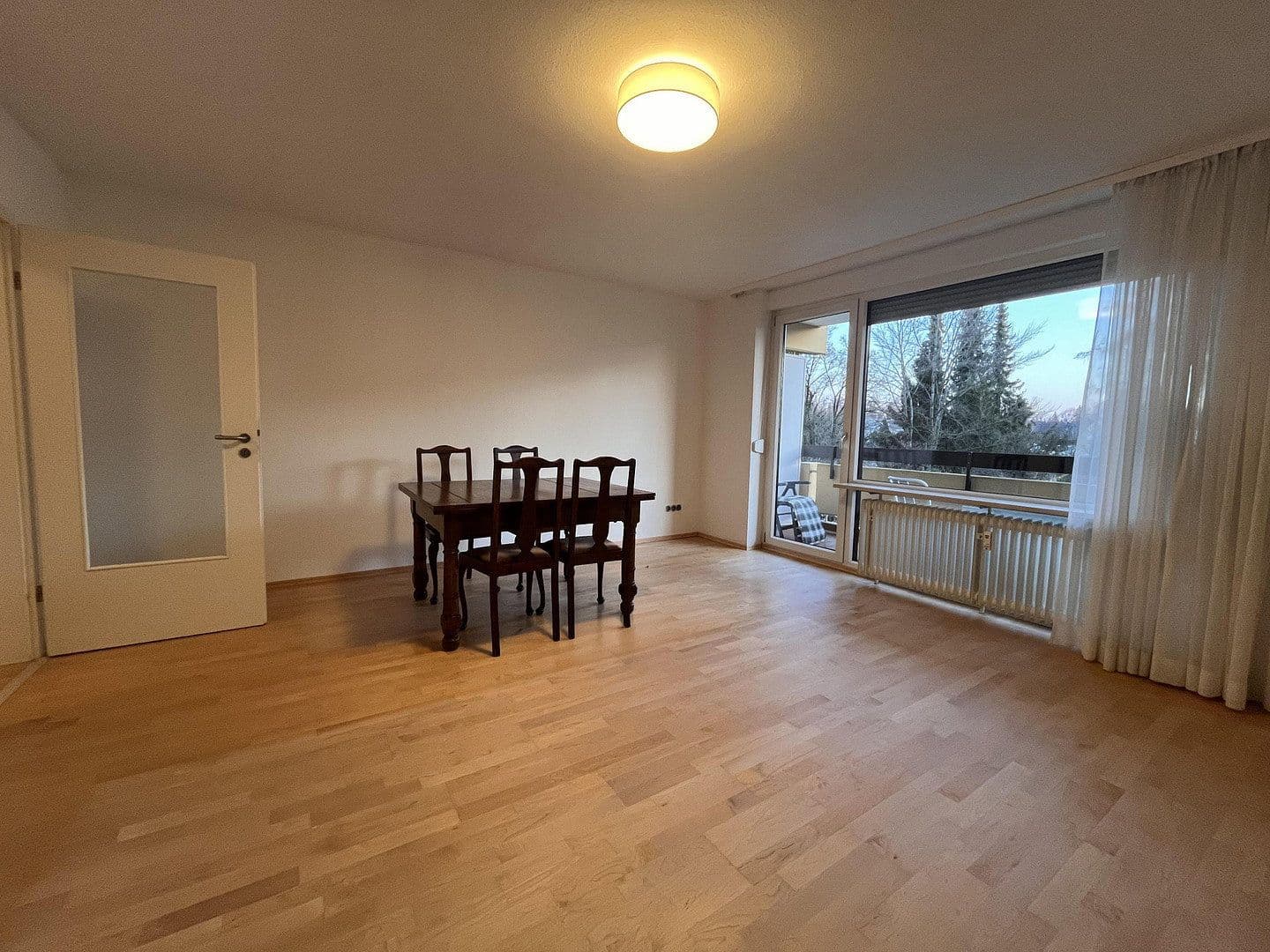 Predaj bytu 2-izbový 62 m², Finkenstraße 27, Gräfelfing, Bavorsko Predaj bytu 2-izbový 62 m², Finkenstraße 27, Gräfelfing, Bavorsko