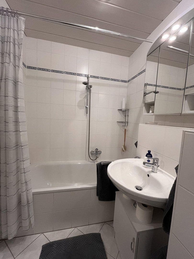Predaj bytu 2-izbový 62 m², Finkenstraße 27, Gräfelfing, Bavorsko Predaj bytu 2-izbový 62 m², Finkenstraße 27, Gräfelfing, Bavorsko