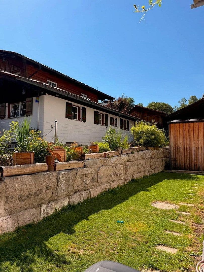 Prenájom bytu 3-izbový 96 m², Grünsteinstraße 13, Schönau am Königssee, Bavorsko Prenájom bytu 3-izbový 96 m², Grünsteinstraße 13, Schönau am Königssee, Bavorsko
