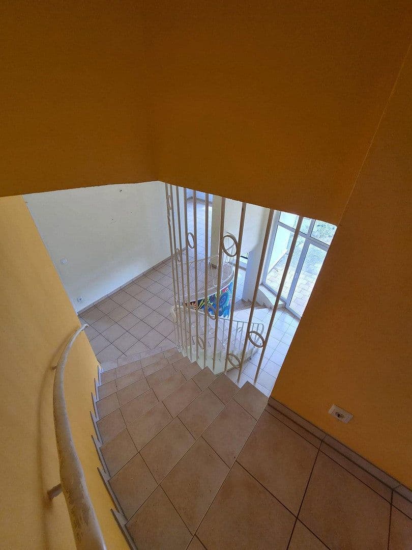 Predaj domu 160 m², pozemok 915 m², Maler-Müller-Straße 38, Bad Kreuznach, Porýnie-Falcko Predaj domu 160 m², pozemok 915 m², Maler-Müller-Straße 38, Bad Kreuznach, Porýnie-Falcko
