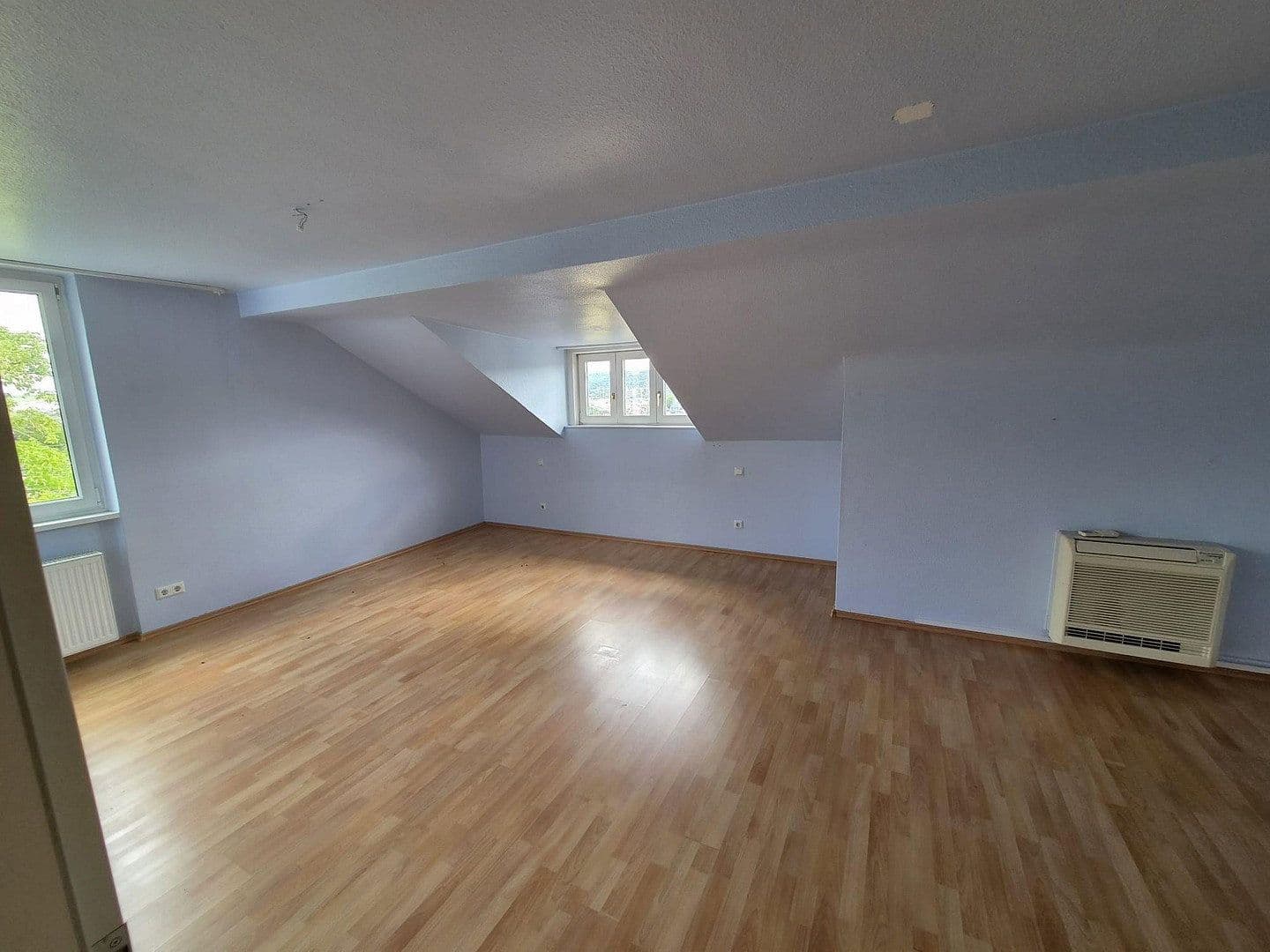 Predaj domu 160 m², pozemok 915 m², Maler-Müller-Straße 38, Bad Kreuznach, Porýnie-Falcko Predaj domu 160 m², pozemok 915 m², Maler-Müller-Straße 38, Bad Kreuznach, Porýnie-Falcko