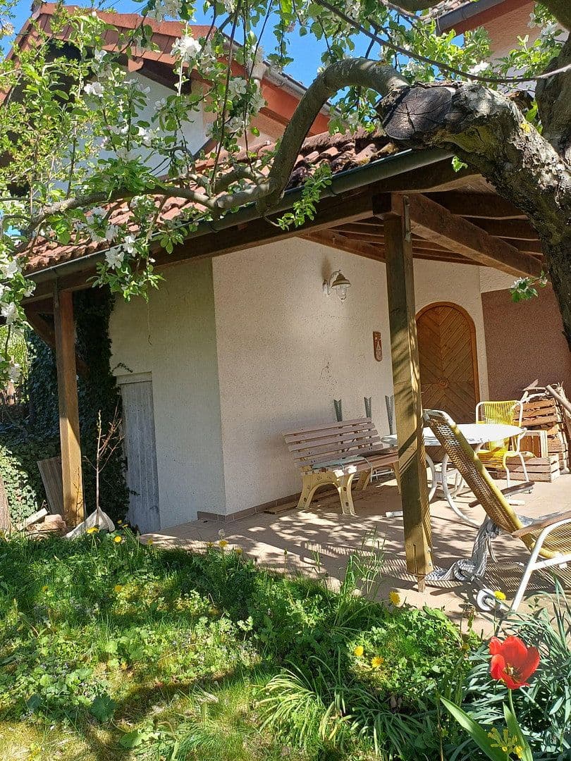 Predaj domu 145 m², pozemok 700 m², Osterburken, Bádensko-Wurttembersko Predaj domu 145 m², pozemok 700 m², Osterburken, Bádensko-Wurttembersko