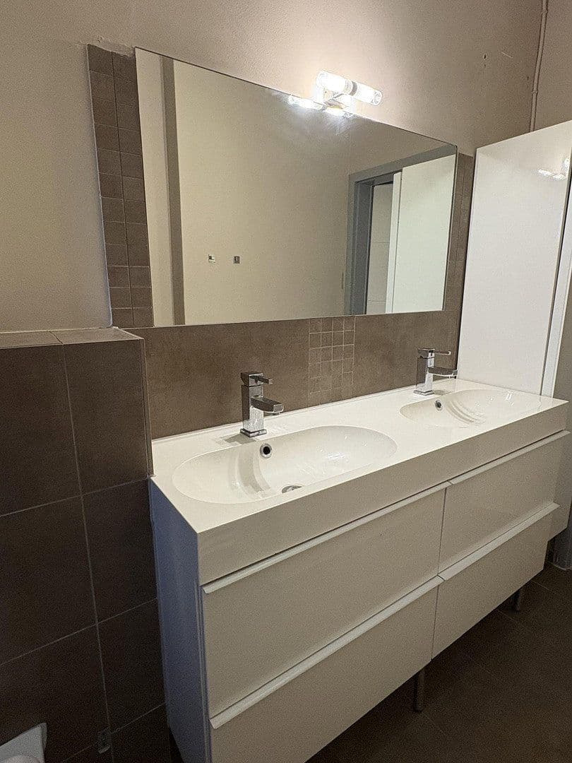 Predaj bytu 2-izbový 55 m², Ilmenauer Straße 6a, BERLin, Berlín Predaj bytu 2-izbový 55 m², Ilmenauer Straße 6a, BERLin, Berlín