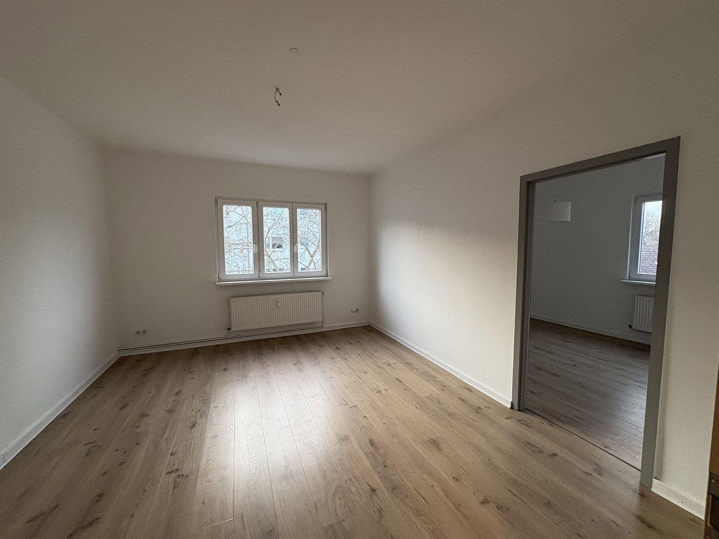 Predaj bytu 2-izbový 55 m², Ilmenauer Straße 6a, BERLin, Berlín Predaj bytu 2-izbový 55 m², Ilmenauer Straße 6a, BERLin, Berlín