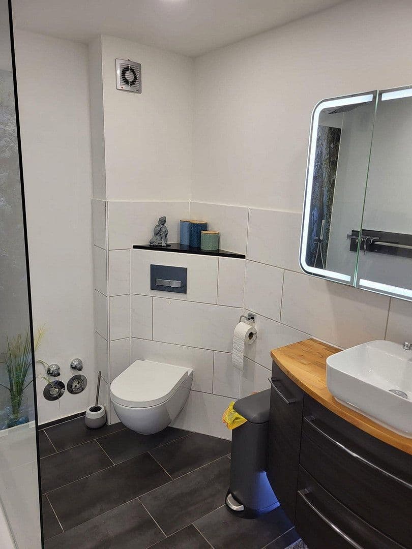 Predaj bytu 2-izbový 69 m², Köln, Severné Porýnie - Westfálsko Predaj bytu 2-izbový 69 m², Köln, Severné Porýnie - Westfálsko