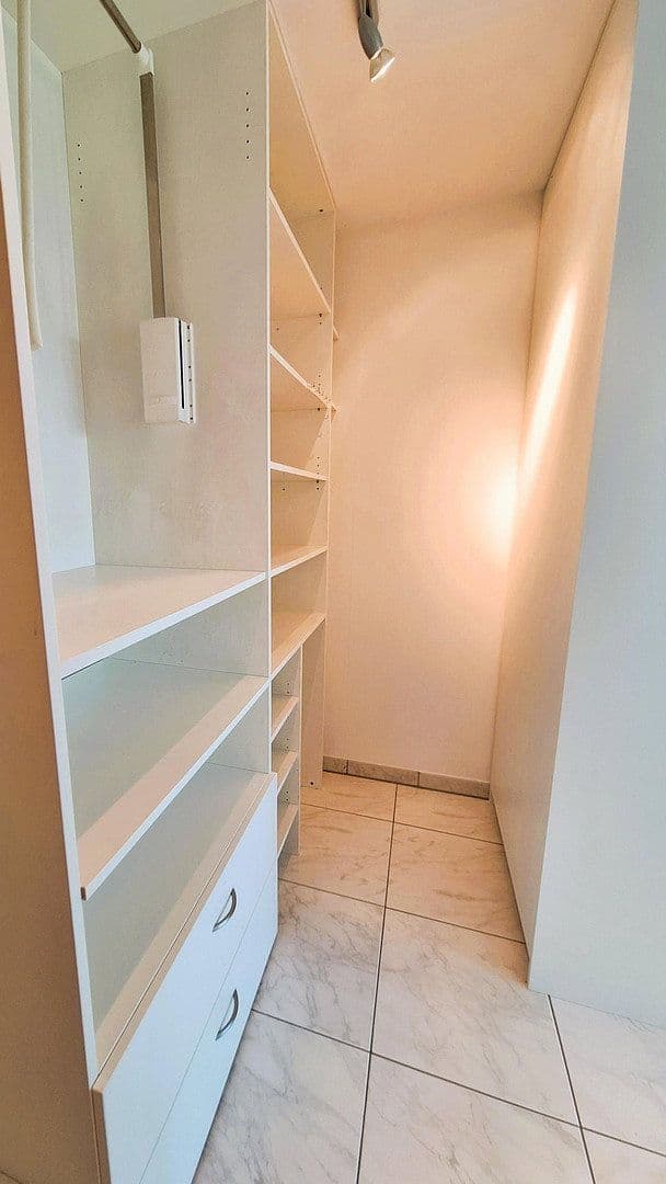Predaj bytu 3-izbový 91 m², Johann-Strauß-Straße 4, Unterhaching, Bavorsko Predaj bytu 3-izbový 91 m², Johann-Strauß-Straße 4, Unterhaching, Bavorsko