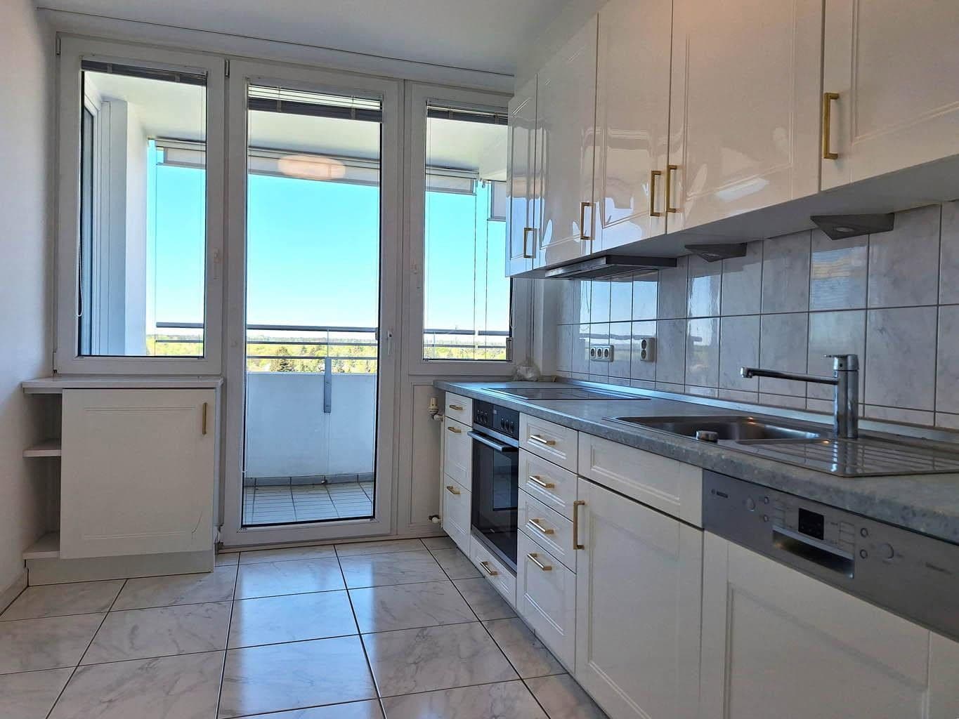 Predaj bytu 3-izbový 91 m², Johann-Strauß-Straße 4, Unterhaching, Bavorsko Predaj bytu 3-izbový 91 m², Johann-Strauß-Straße 4, Unterhaching, Bavorsko