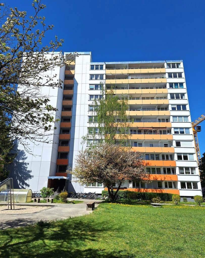 Predaj bytu 3-izbový 91 m², Johann-Strauß-Straße 4, Unterhaching, Bavorsko Predaj bytu 3-izbový 91 m², Johann-Strauß-Straße 4, Unterhaching, Bavorsko