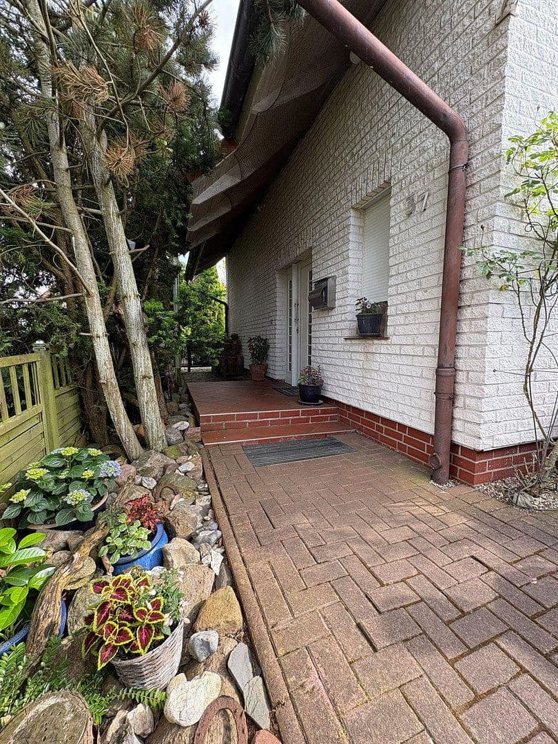 Predaj domu 104 m², pozemok 524 m², Hornstorf, Meklenbursko-Predpomoransko Predaj domu 104 m², pozemok 524 m², Hornstorf, Meklenbursko-Predpomoransko