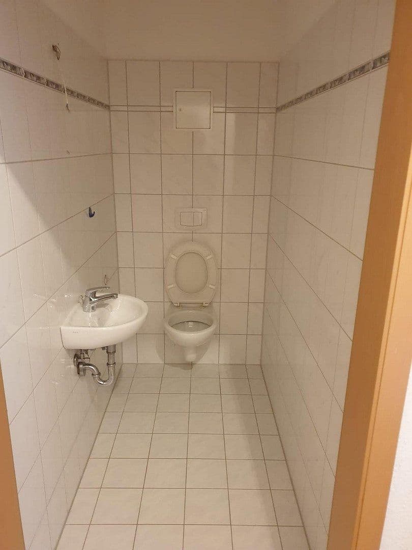 Prenájom bytu 2-izbový 84 m², Albstadt, Bádensko-Wurttembersko Prenájom bytu 2-izbový 84 m², Albstadt, Bádensko-Wurttembersko