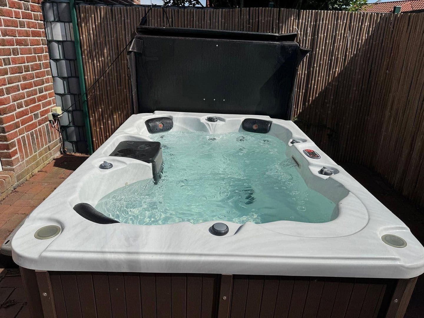 Predaj domu 106 m², pozemok 536 m², Waterpad 48, Großefehn, Dolné Sasko Predaj domu 106 m², pozemok 536 m², Waterpad 48, Großefehn, Dolné Sasko