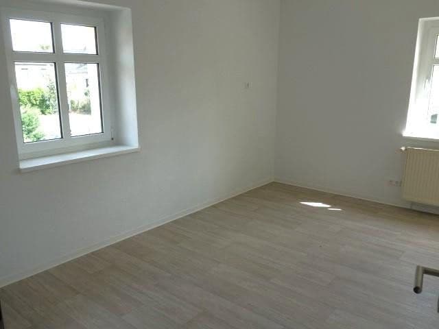 Prenájom domu 146 m², pozemok 50 m², Magdeburg, Sasko-Anhaltsko Prenájom domu 146 m², pozemok 50 m², Magdeburg, Sasko-Anhaltsko