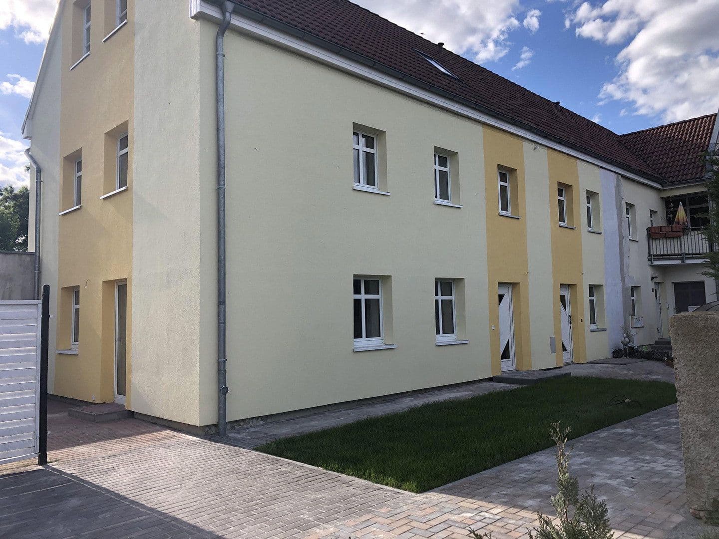 Prenájom domu 146 m², pozemok 50 m², Magdeburg, Sasko-Anhaltsko Prenájom domu 146 m², pozemok 50 m², Magdeburg, Sasko-Anhaltsko