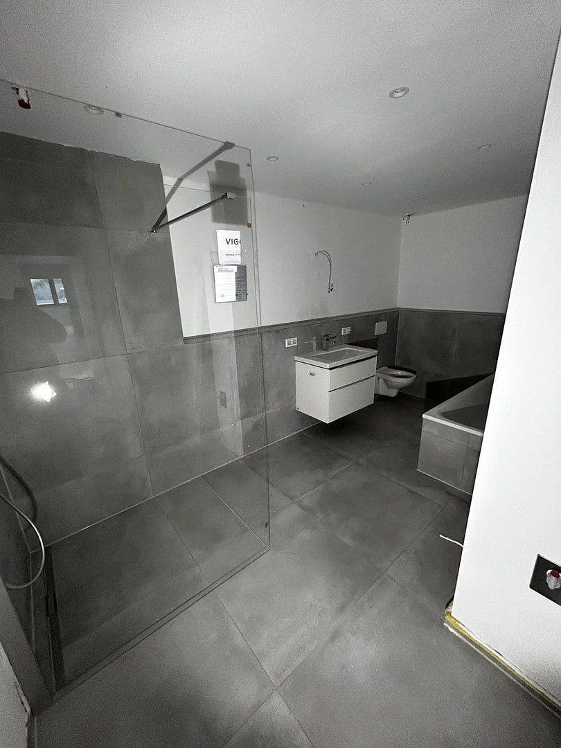 Prenájom bytu 3-izbový 112 m², Hauptstraße 56, Köln, Severné Porýnie - Westfálsko Prenájom bytu 3-izbový 112 m², Hauptstraße 56, Köln, Severné Porýnie - Westfálsko