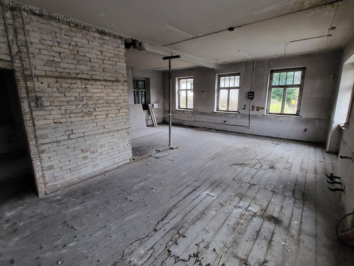 Predaj domu 199 m², pozemok 1.550 m², Klingenthal, Sasko Predaj domu 199 m², pozemok 1.550 m², Klingenthal, Sasko
