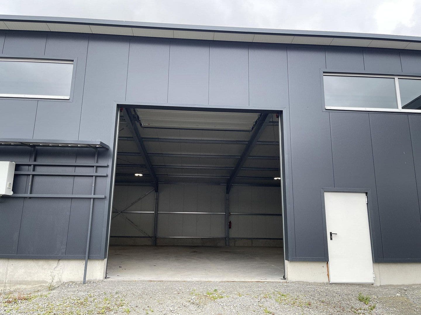 Prenájom nebytového priestoru 930 m², Lauterbachstraße 89, Eggenfelden, Bavorsko Prenájom nebytového priestoru 930 m², Lauterbachstraße 89, Eggenfelden, Bavorsko