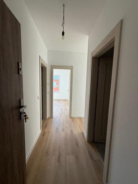 Prenájom bytu 3-izbový 70 m², Alt-Biesdorf 49, Berlin, Berlín Prenájom bytu 3-izbový 70 m², Alt-Biesdorf 49, Berlin, Berlín