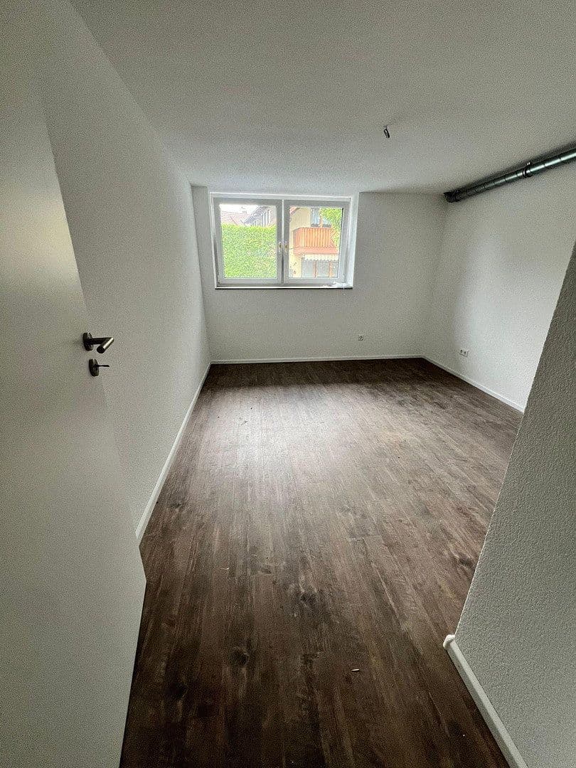 Prenájom bytu 2-izbový 33 m², Dorfstraße 21, Efringen-Kirchen, Bádensko-Wurttembersko Prenájom bytu 2-izbový 33 m², Dorfstraße 21, Efringen-Kirchen, Bádensko-Wurttembersko