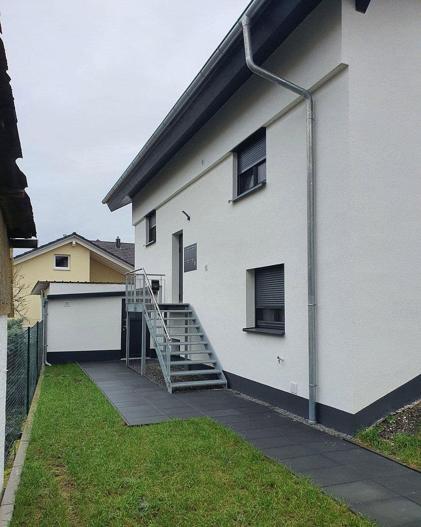 Prenájom bytu 1-izbový 40 m², Kappel-Grafenhausen, Bádensko-Wurttembersko Prenájom bytu 1-izbový 40 m², Kappel-Grafenhausen, Bádensko-Wurttembersko