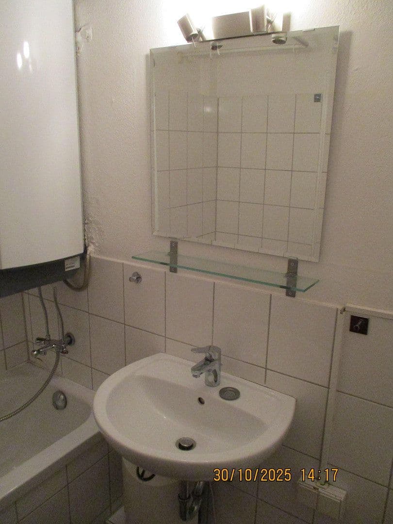 Prenájom bytu 2-izbový 52 m², Heinickestr. 38, Essen, Severné Porýnie - Westfálsko Prenájom bytu 2-izbový 52 m², Heinickestr. 38, Essen, Severné Porýnie - Westfálsko