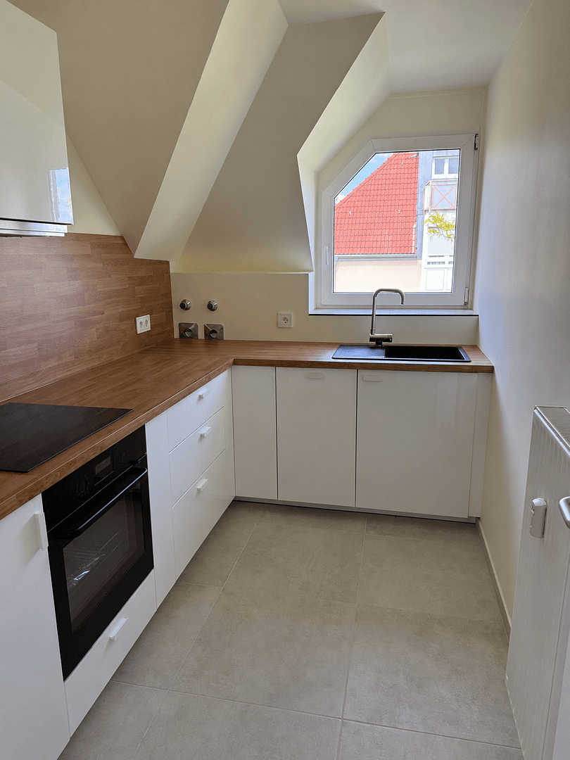 Prenájom bytu 2-izbový 67 m², Mittelring 5, Leipzig, Sasko Prenájom bytu 2-izbový 67 m², Mittelring 5, Leipzig, Sasko